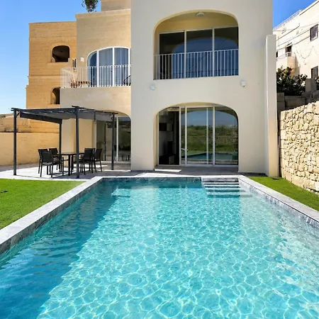 Luxury Duplex House In Center Of Malta With Private Swimming Pool * Żebbuġ