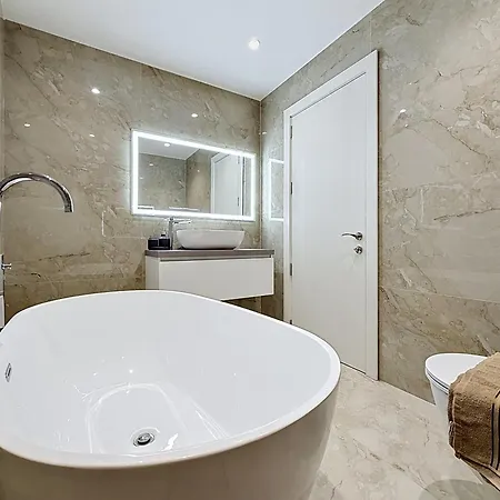 Σπίτι διακοπών Luxury Duplex House In Center Of Malta With Private Swimming Pool Żebbuġ